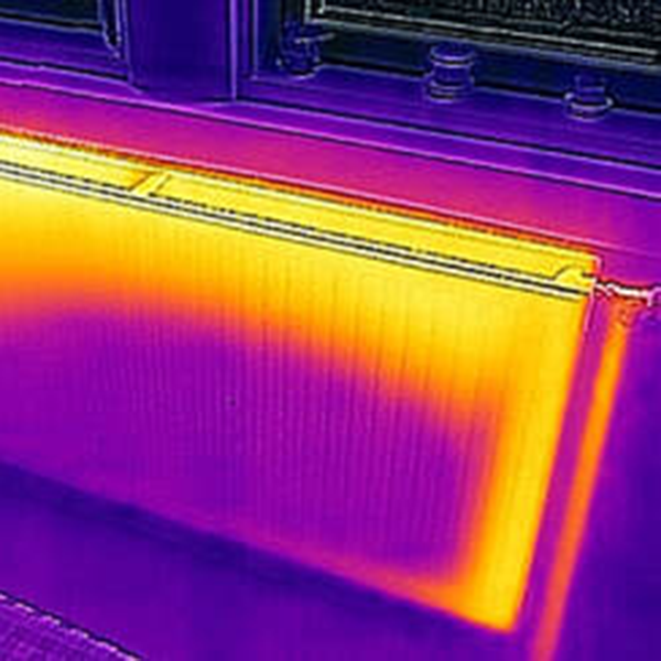 Thermal image of radiator before powerflush central heating